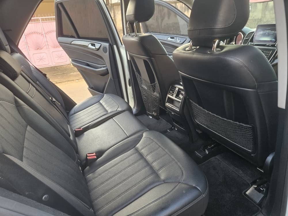GLE 350 4MATIC 2016 photo 4