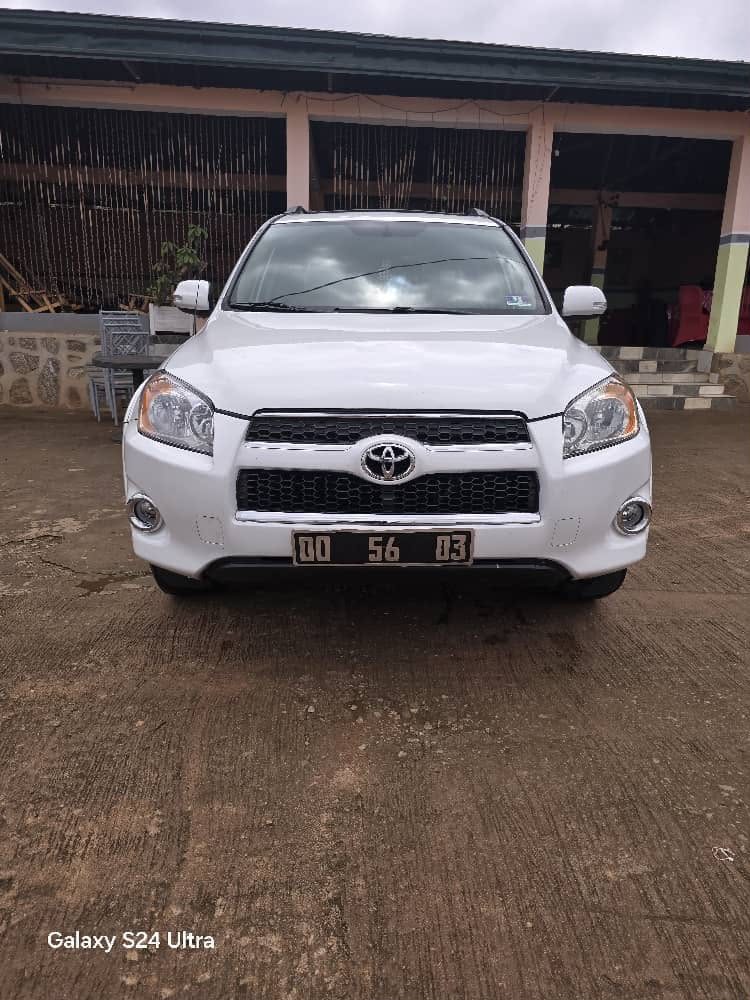RAV4 2009 4×4 à vendre à Yaoundé