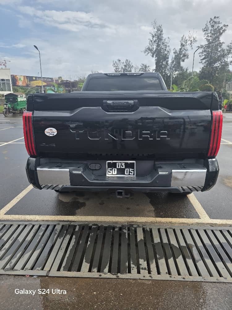 Tundra 2025 V6 Bi-Turbo 4×4 photo 5